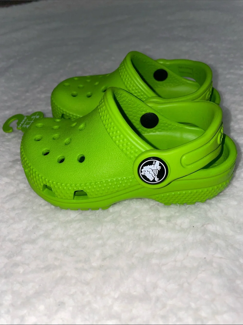 CROCS Little Kids Classic Clog in Croc Green
